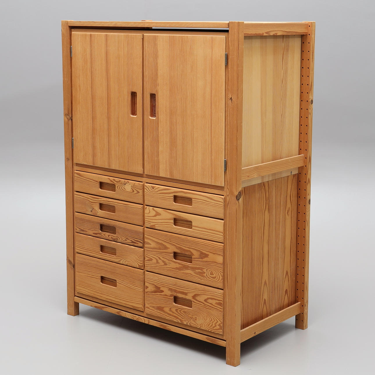 Ein 6-teiliges Regalsystem, inklusive Schrank und Kommode, „Uffe“, Kiefer, IKEA, Designjahr 1968.