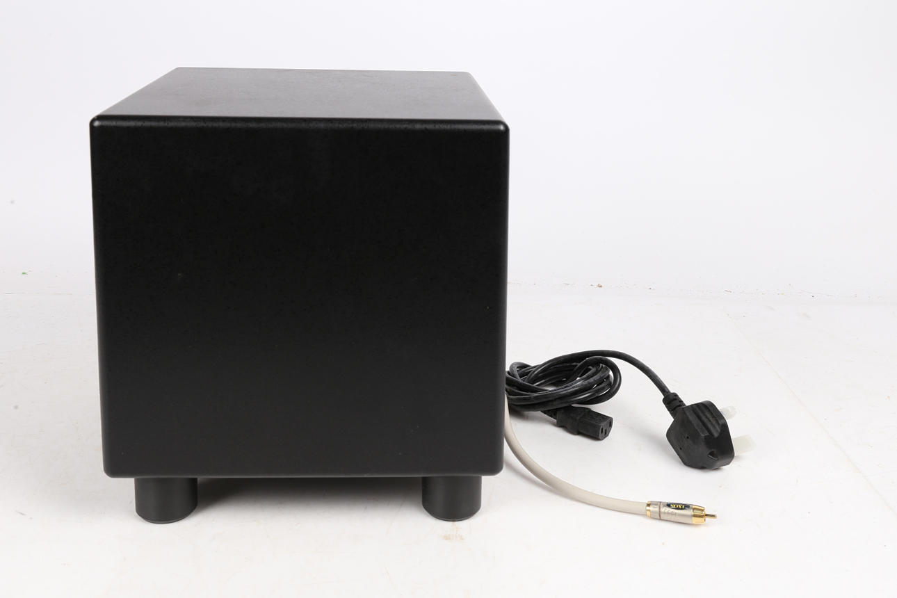 REL ACOUSTICS QUAKE SUBWOOFER.