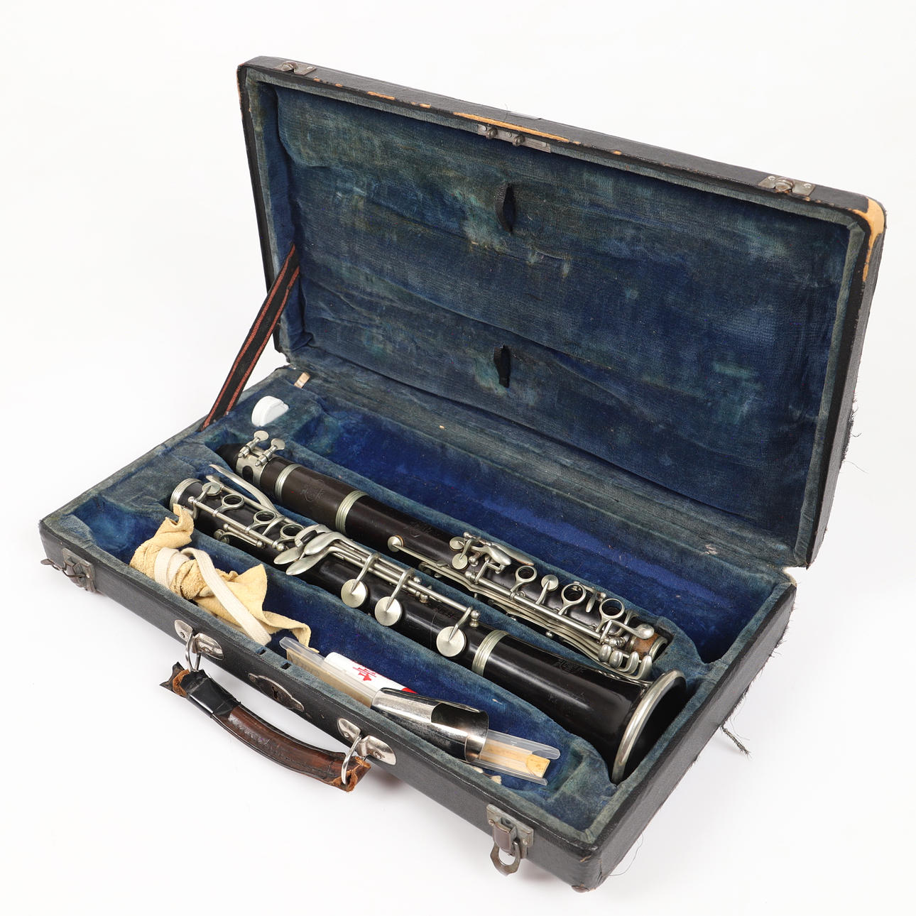 KLARINET I ETUI, Robert Thibaud, Paris RT.