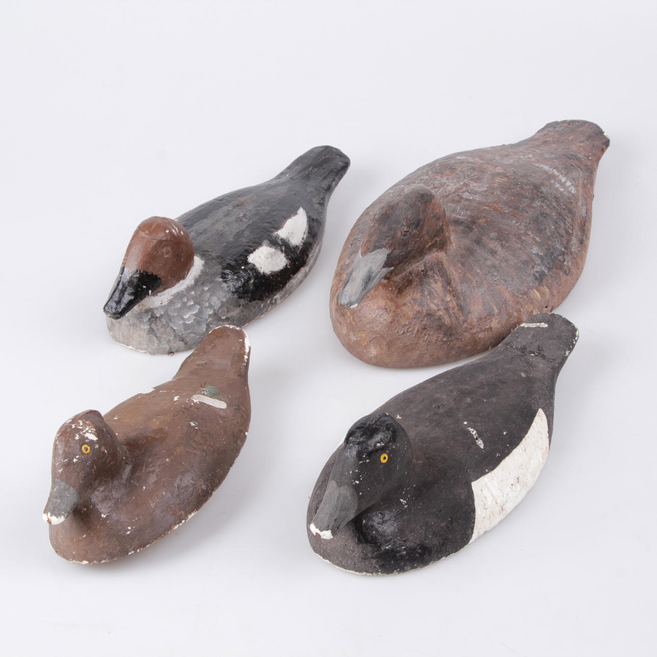 VETTAR, 4 st. bemålad frigolit, 1900-tal.