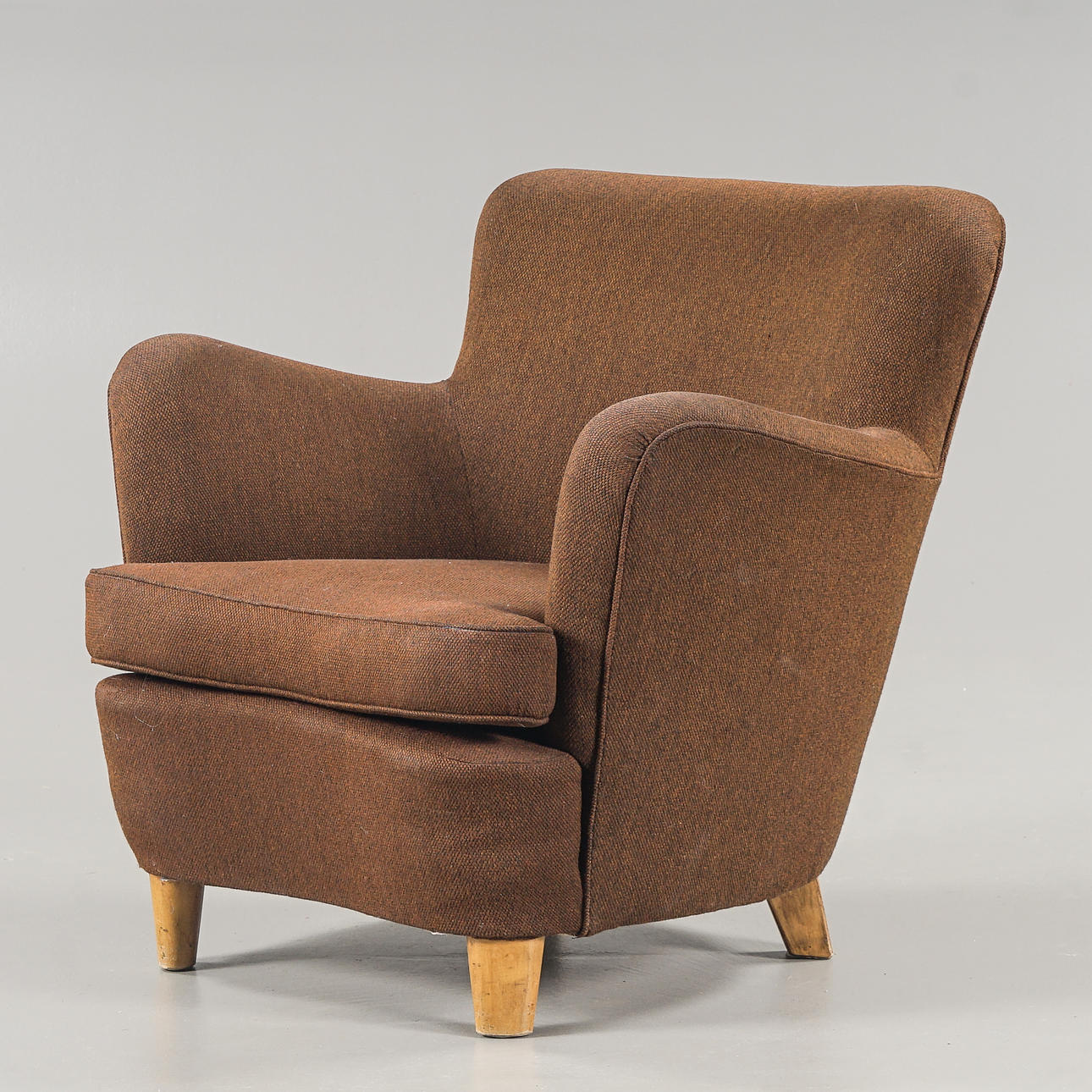 Moderner schwedischer Sessel, erste Hälfte des 20. Jahrhunderts.