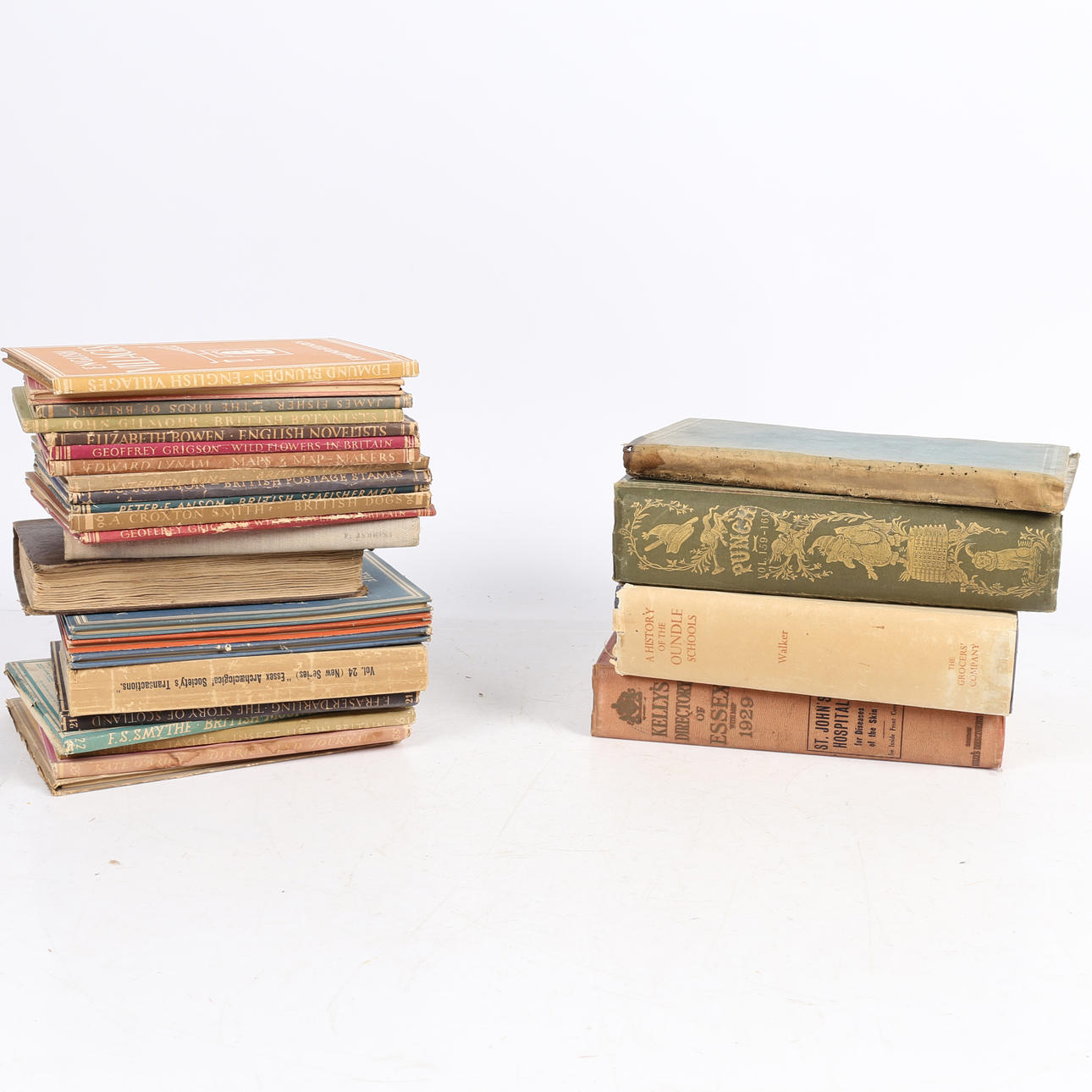 EINE SAMMLUNG VERSCHIEDENER BÜCHER (MENGE).