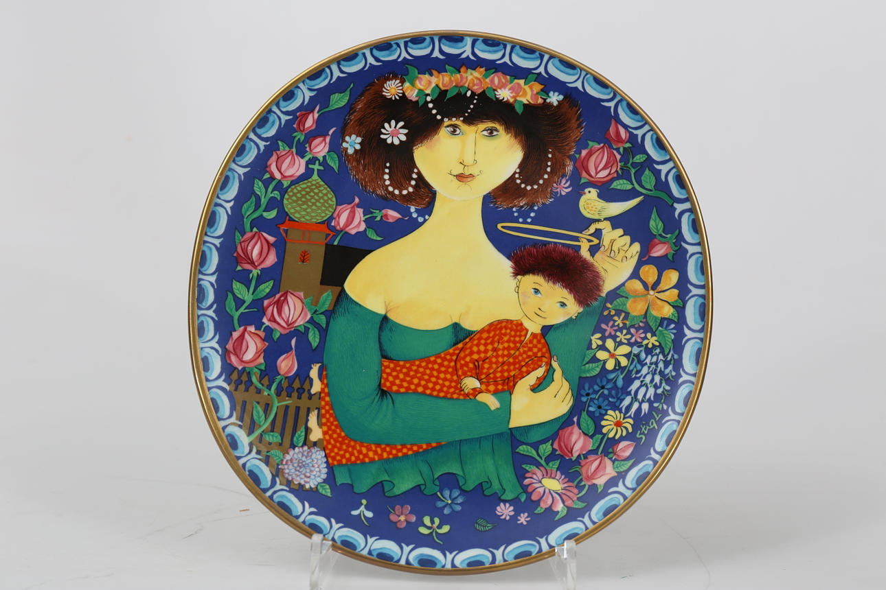 STIG LINDBERG. Christmas plate 1982, porcelain, 