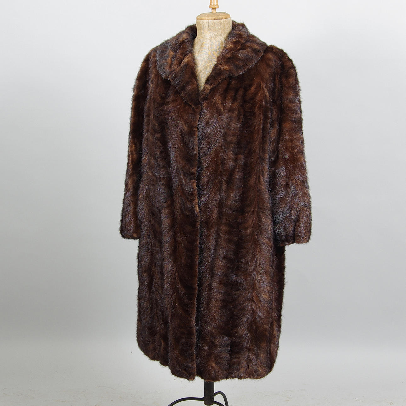 PÄLS, mink, E. Christansson, Hälsingborg.