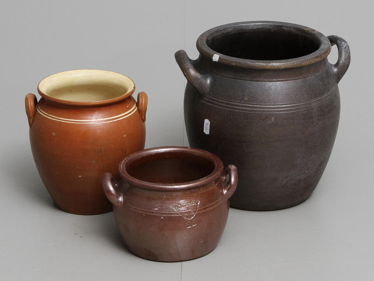 STEN-och LERKRUKOR. 3 st 1900-tal.
