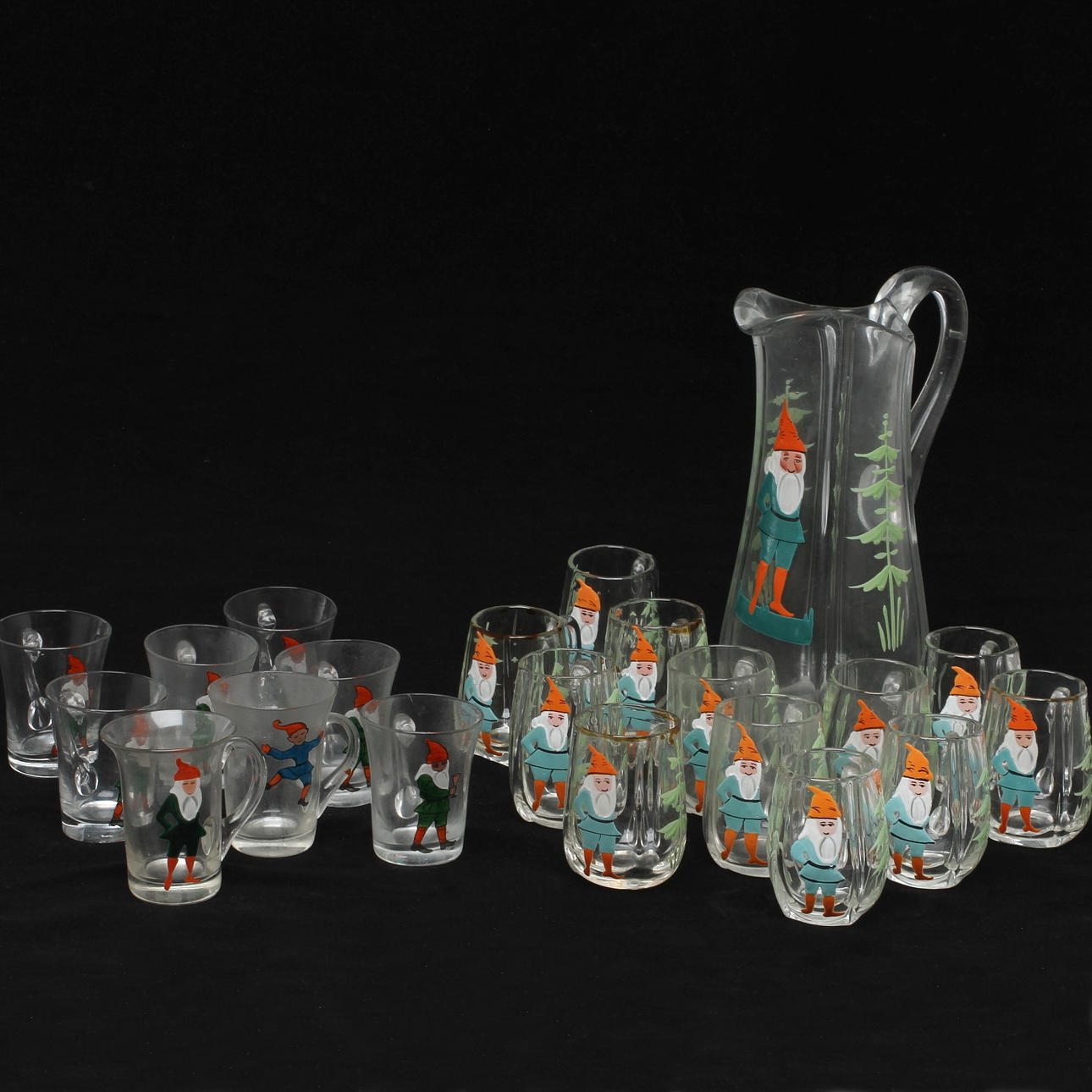 GLÖGGSERVISDELAR, 21 delar, glas, 1900-tal.