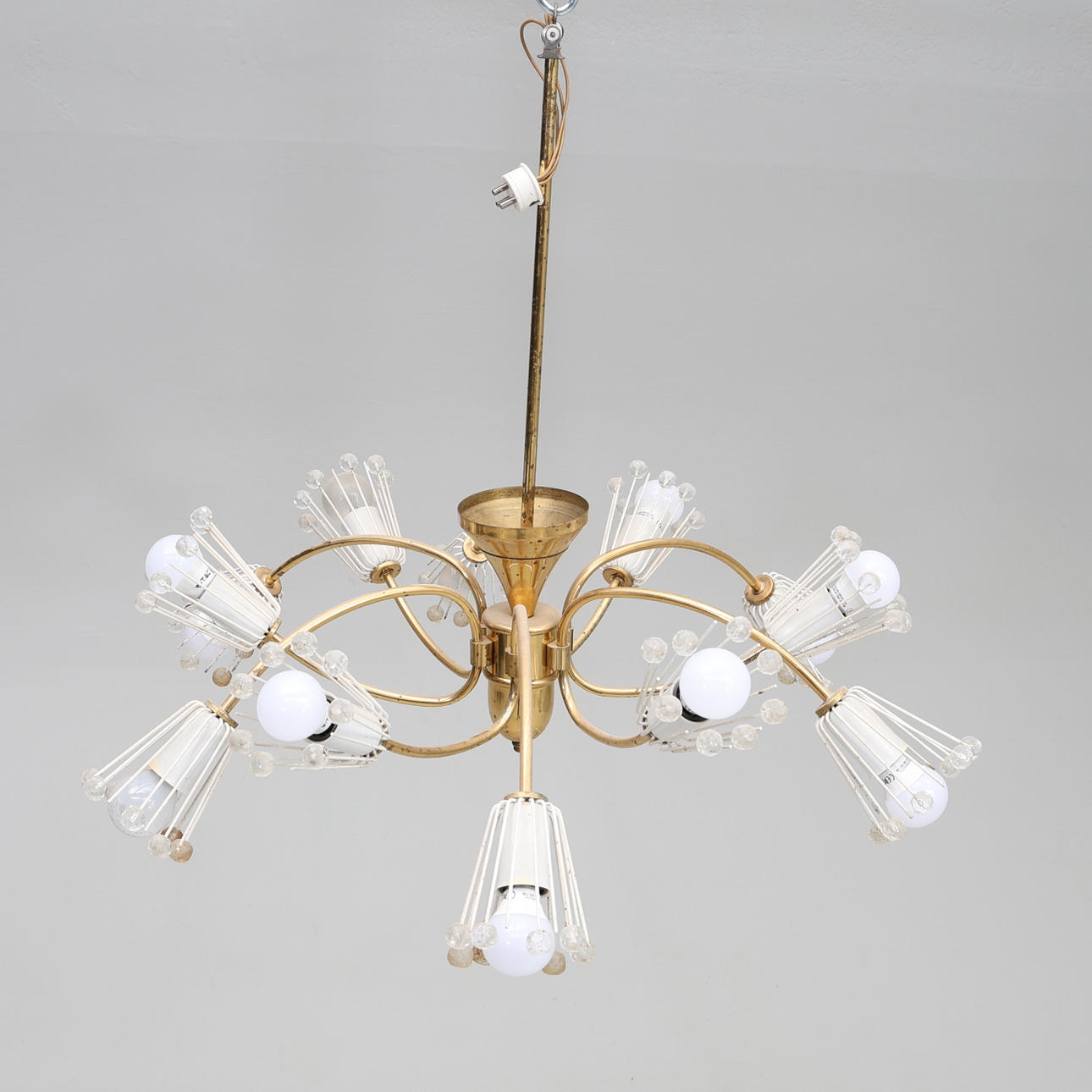 A 1960S BRASS RETRO-STYLE CEILING LAMP.
