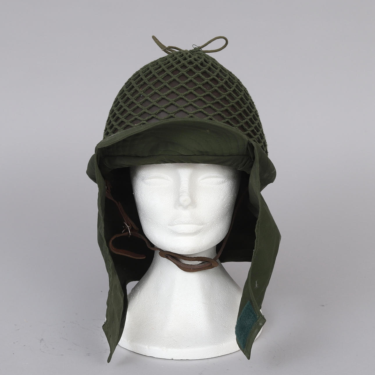 SVENSK HJÄLM Modell m/37.