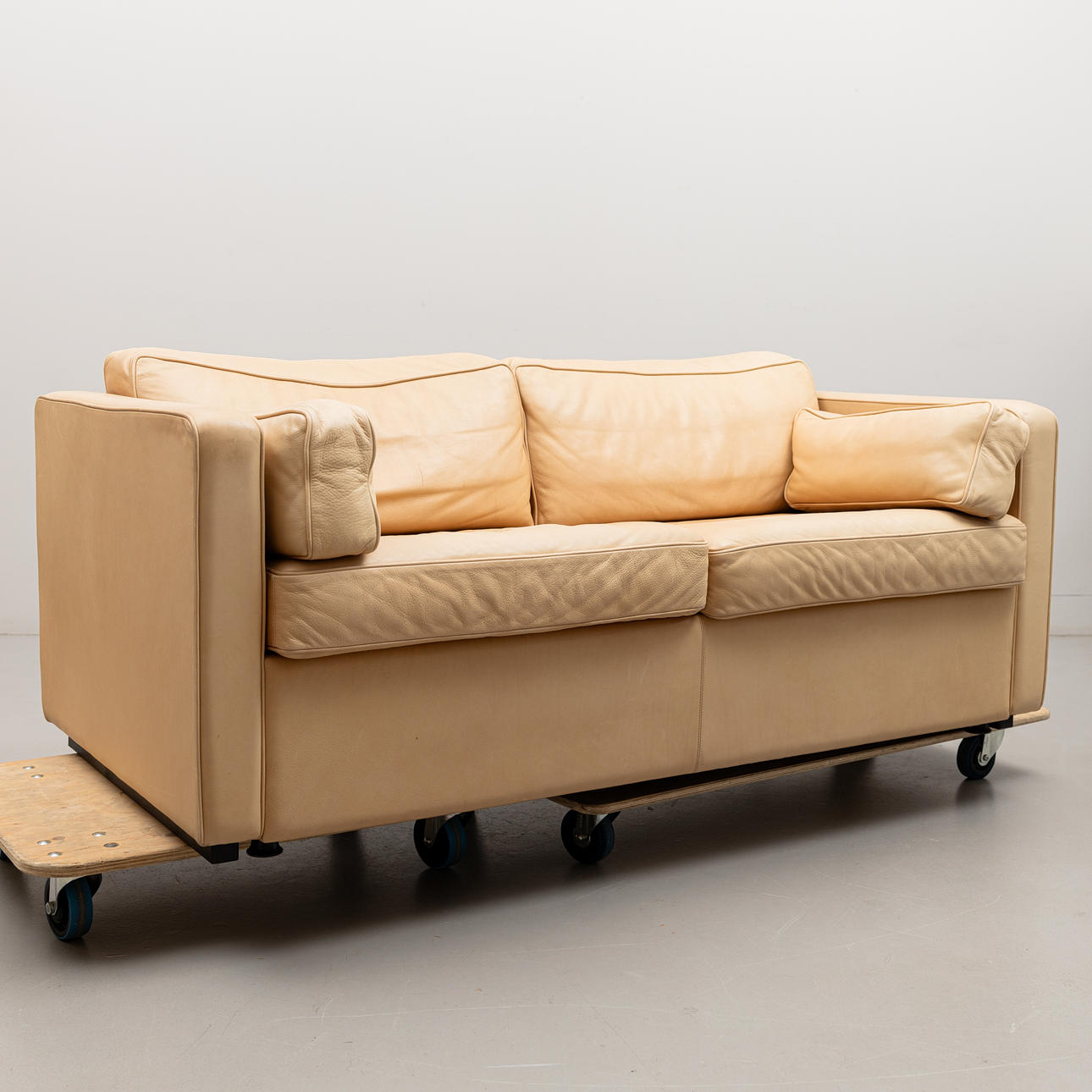 Sofa bed, leather upholstery, 1900/2000s.