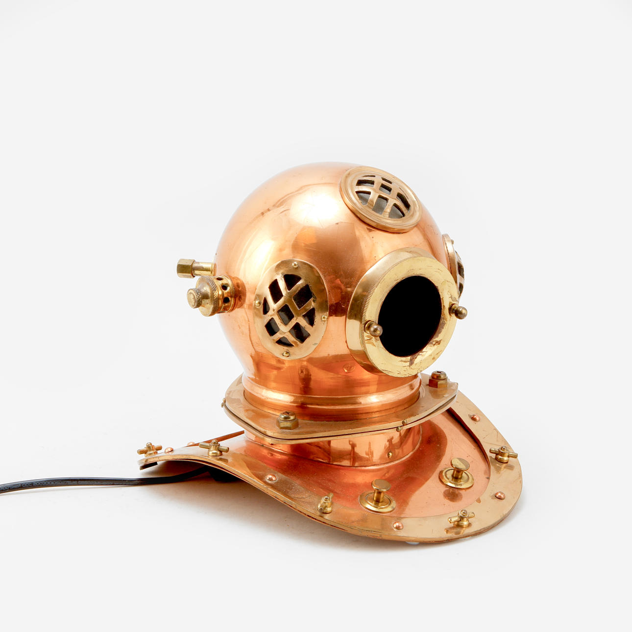 TABLE LAMP in the form of DIVER HELMET, copper and brass.