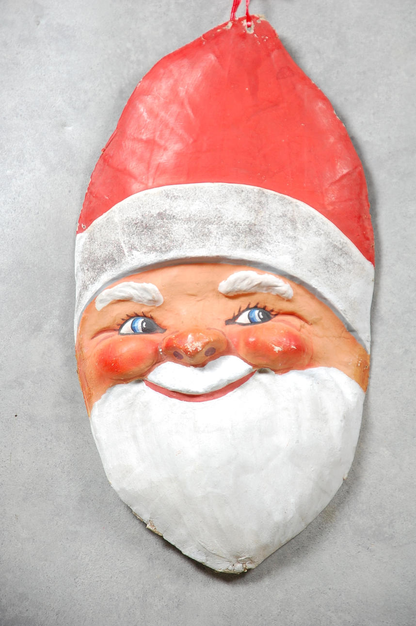 TOMTE, papier maché, från Lanthandel, enligt uppgift 1940-50 tal.