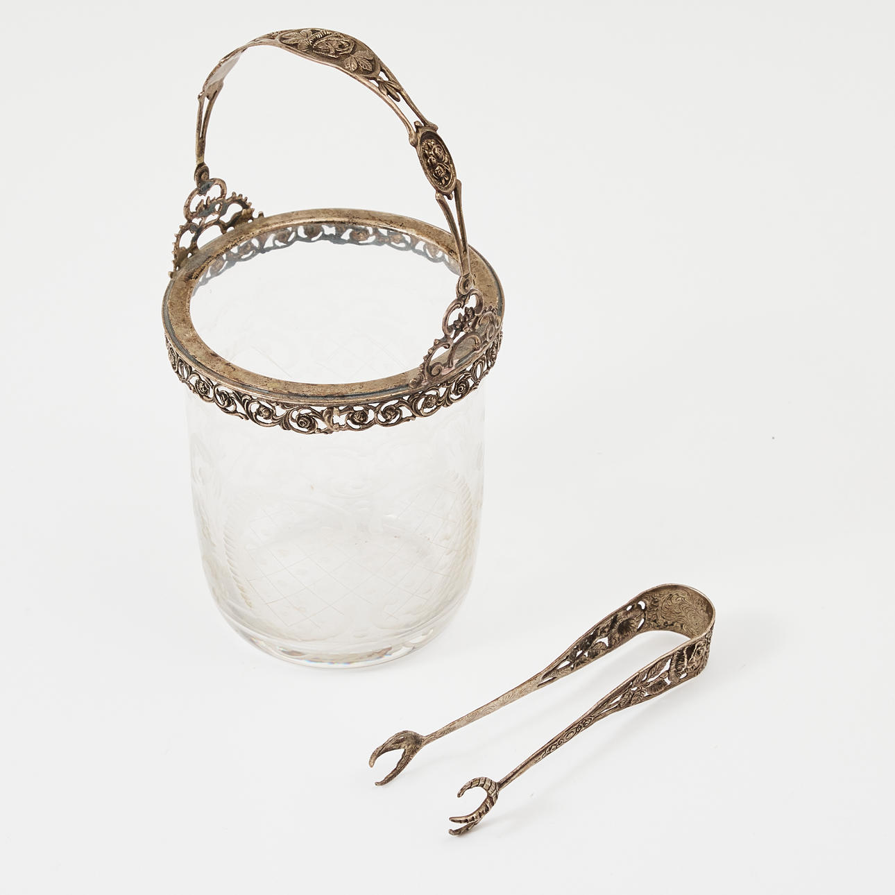 EISKÜBEL MIT ZANGE, Silber, Importstempel.