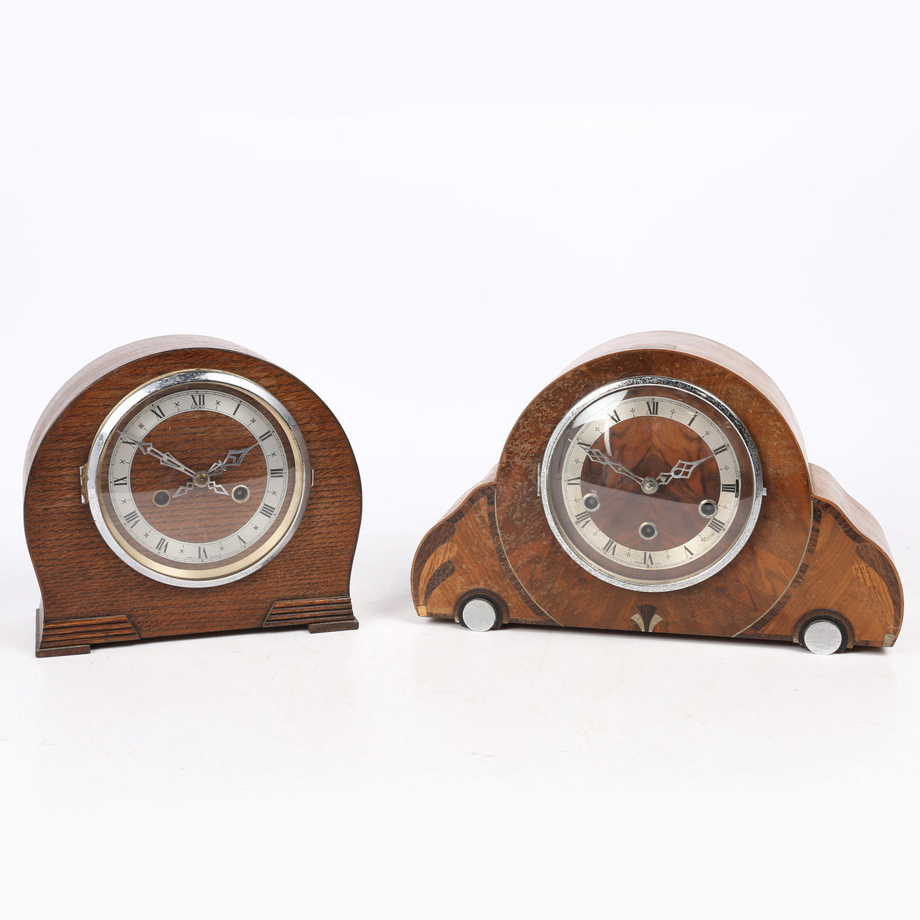 TWO ART DECO MANTEL CLOCKS (2).