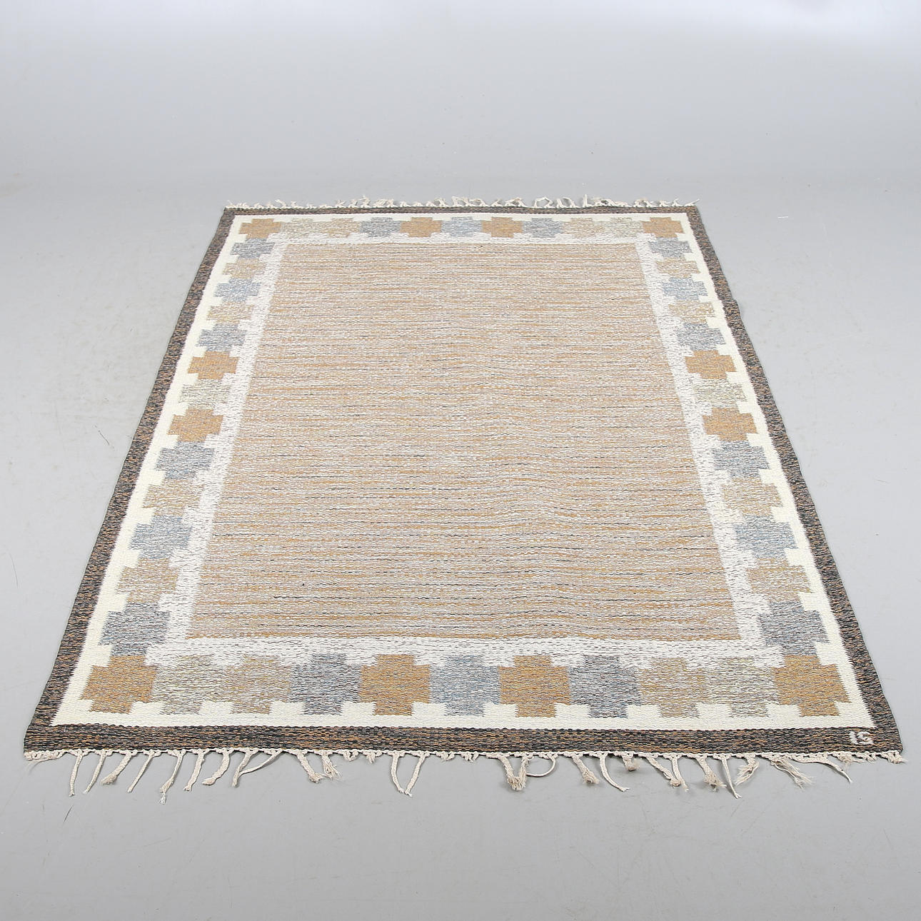 MATTA, röllakan, Ingegerd Silow, signerad, 1900-tal. 206 x 131,5 cm.