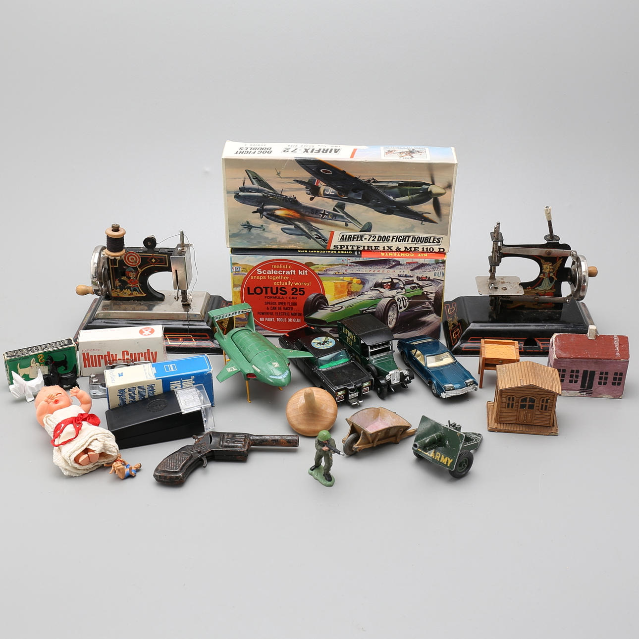 PARTI LEKSAKER, 22 delar 1900-tal.