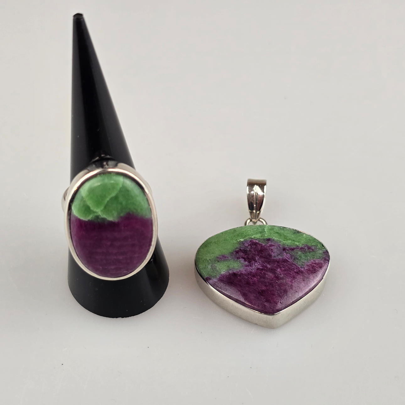 SMYCKESET/RING & HÄNGE - STERLINGSILVER.