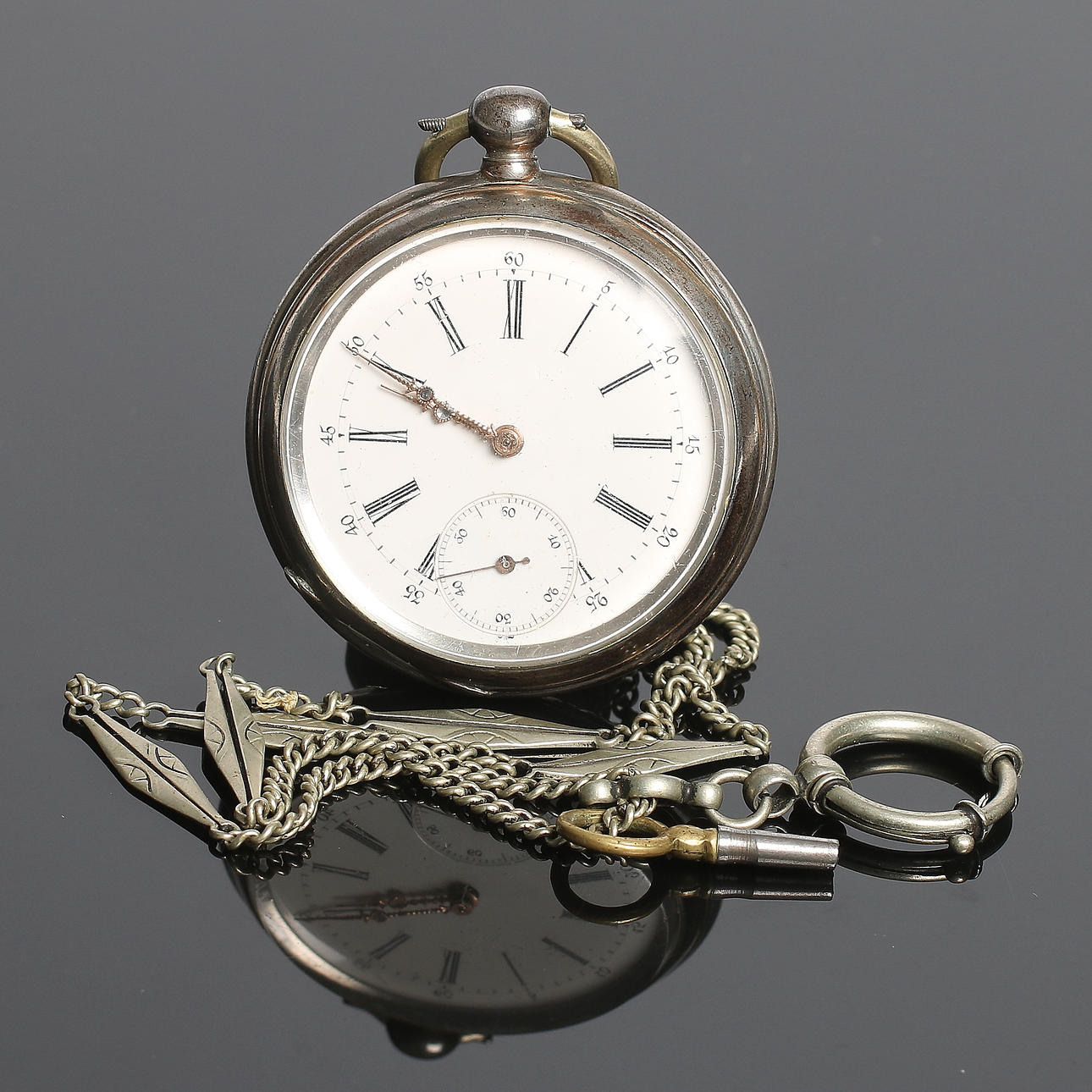 FICKUR, silver, sk. "nyckeldragare", "L.U.C.". Sekelskiftet 18/1900.