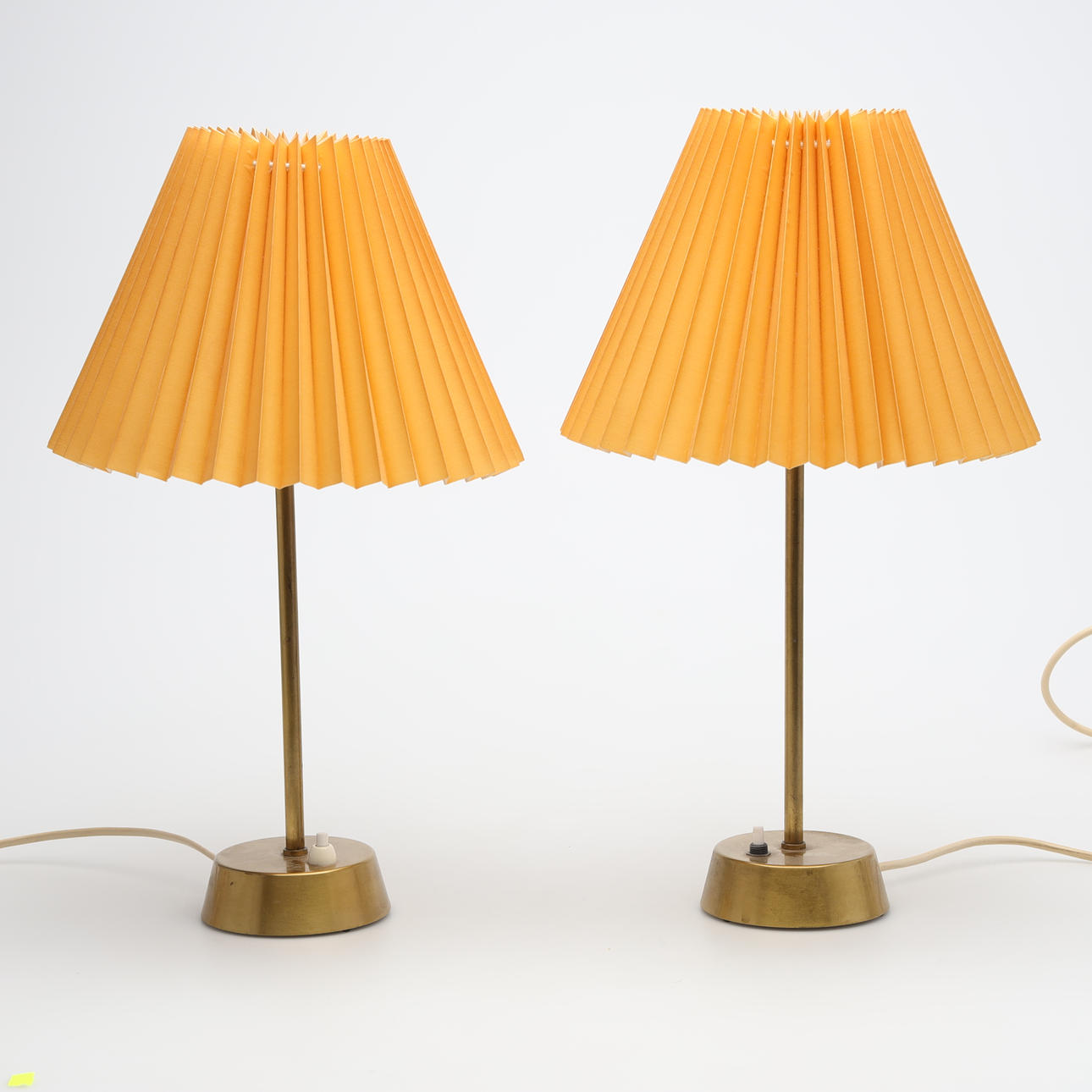 LÁMPARAS DE MESA, 1 par, de metal, ASEA.