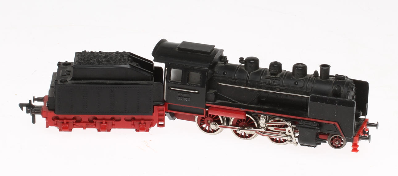 MODELLTÅG FLEISCHMANN ånglok 1350 med tender.