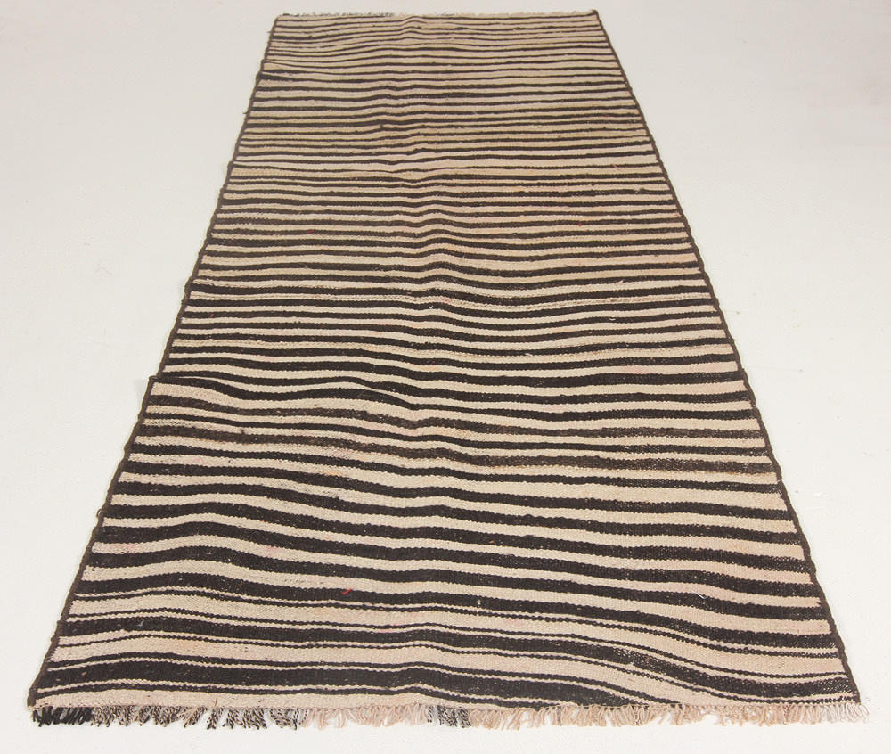 MATTA, Kelim, Harsin-Kilim, 320x120 cm.