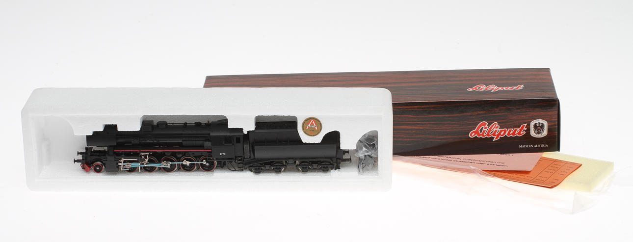 MODELLTÅG LILIPUT ånglok 5280 BR 52 i originalkartong.