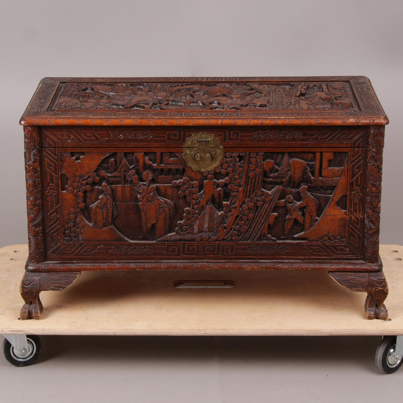 KISTA, kamferträ, Kina.1900-tal.