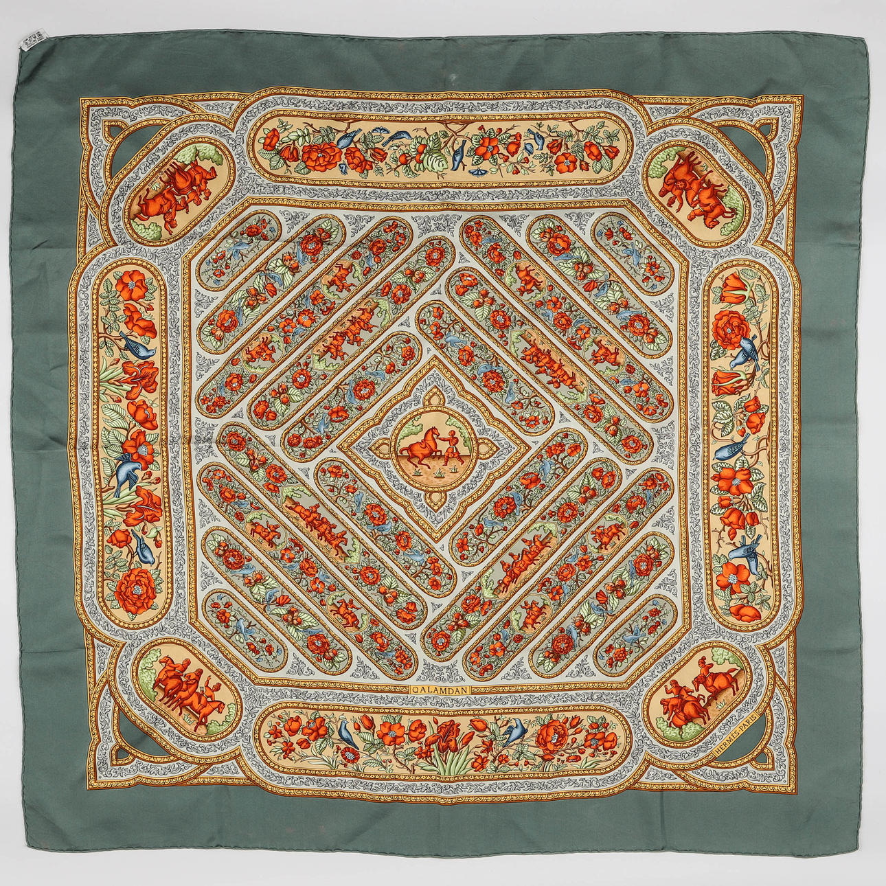 Bufanda HERMÈS, seda, «Qalamdan», Catherine Baschet, 1990.