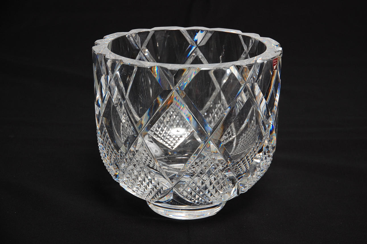 OLLE ALBERIUS. SKÅL, slipad kristall, signerad A 4385/141 Orrefors.