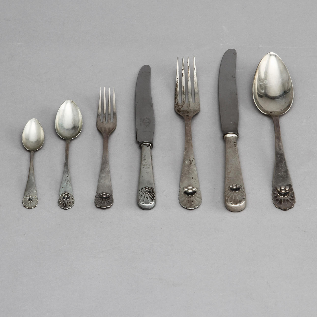 BESTICKSERVIS, 84 delar, silver, "Snäck", Guldsmedaktiebolaget. Vikt 2420 g.