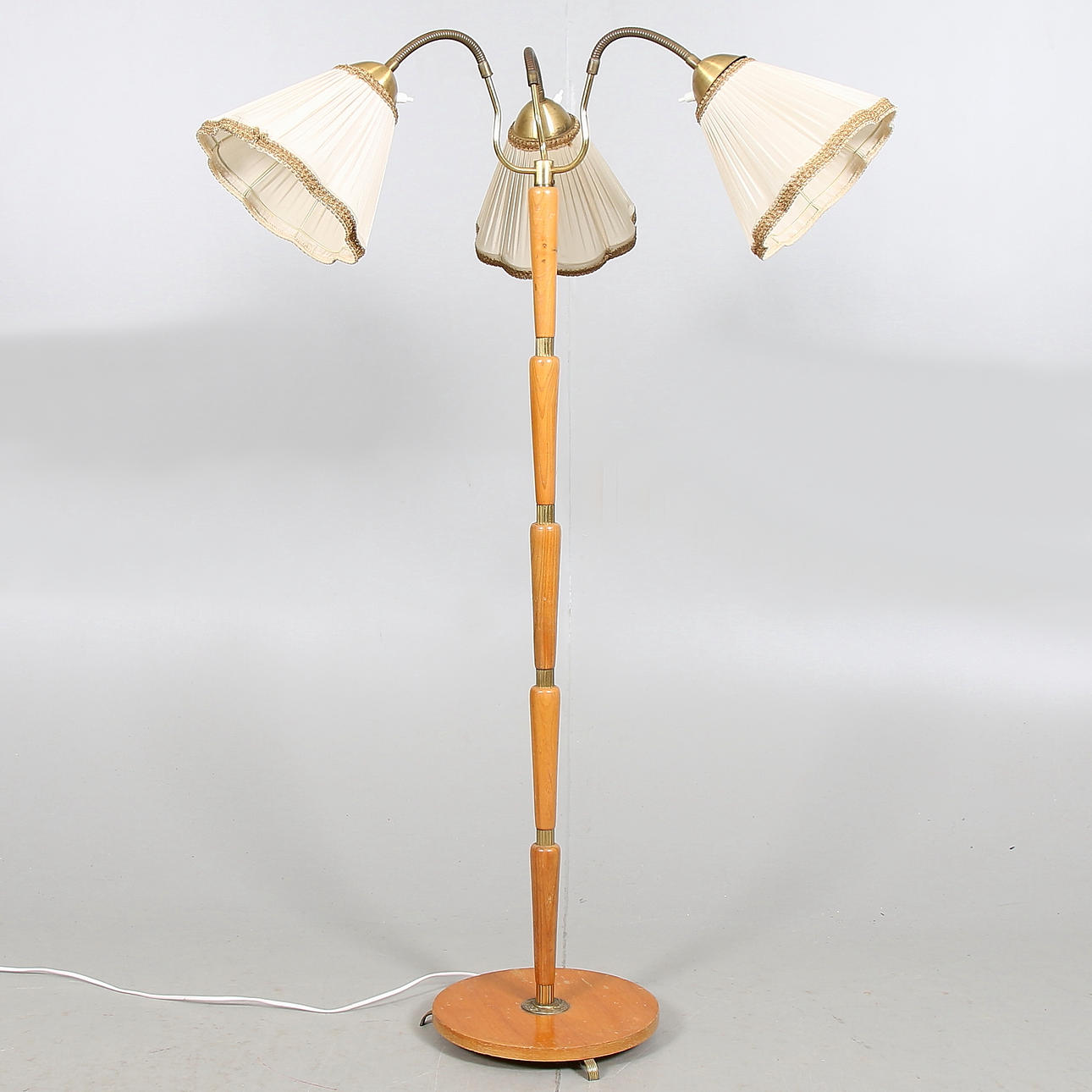 GOLVLAMPA, 1940/50-tal.