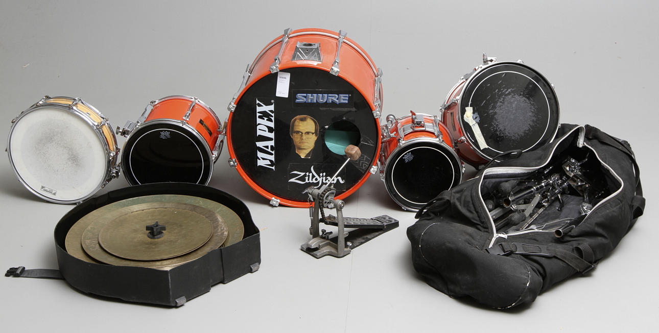 TRUMSET, 5 delar och CYMBALER, 6 st.