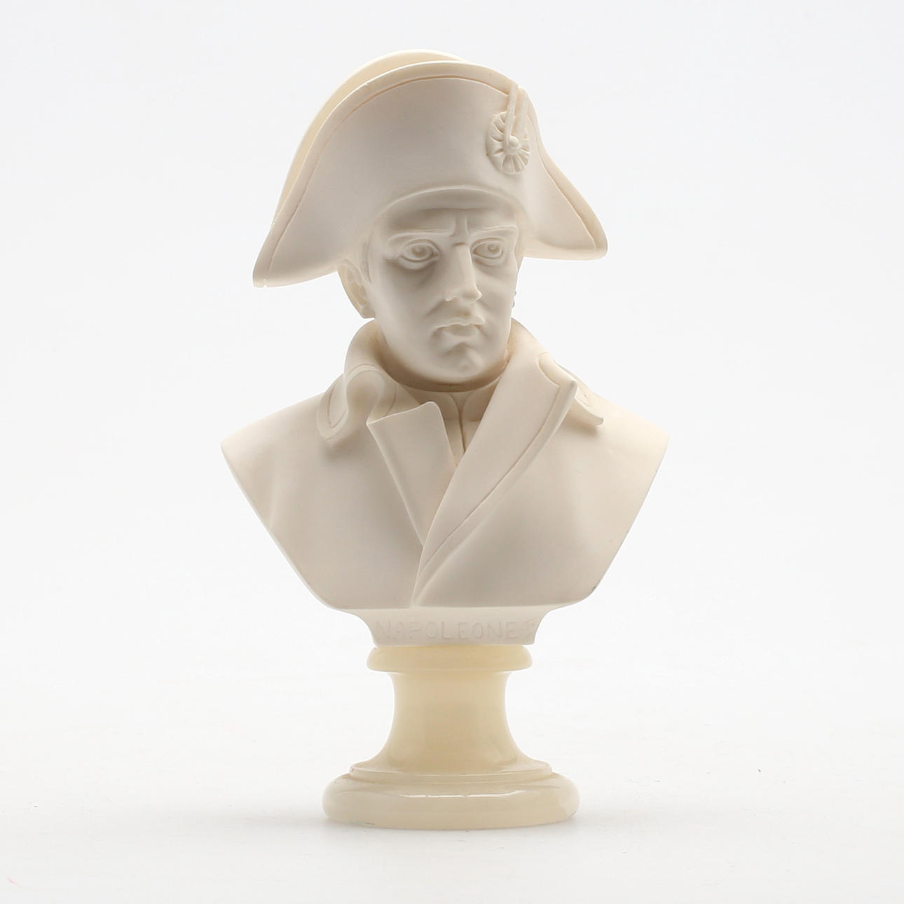 BYST, föreställande Napoleon Bonaparte, efter Arnaldo Gianetti, stenmassa/alabaster, 19/2000-tal.