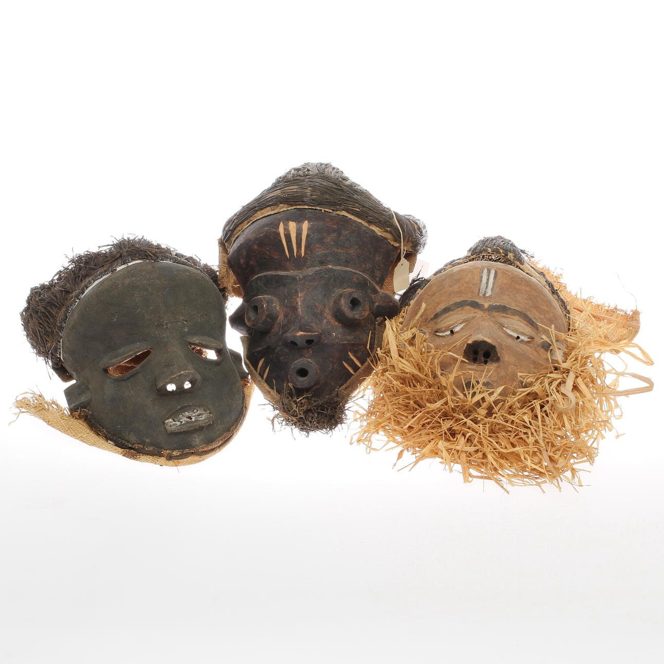 MASKER, 3 st, troligen Pende, Kongo, 1900-tal.