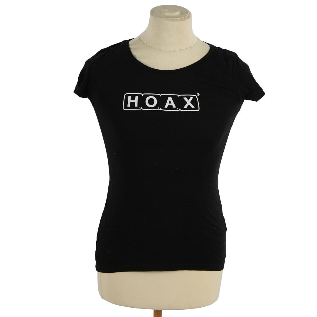 ED SHEERAN'S HOAX T SHIRT.