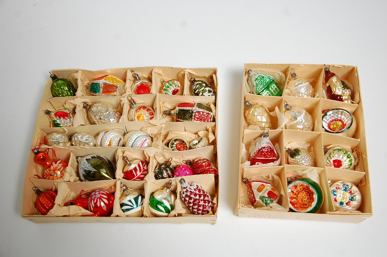 JULGRANSPRYDNADER, 38 st 1900-talets mitt.