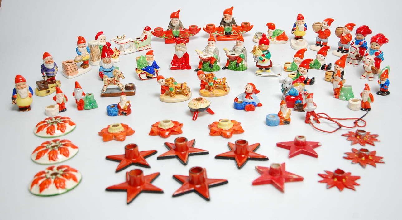 TOMTAR, LJUSSTAKAR, 55 st diverse porslin 1900-tal.