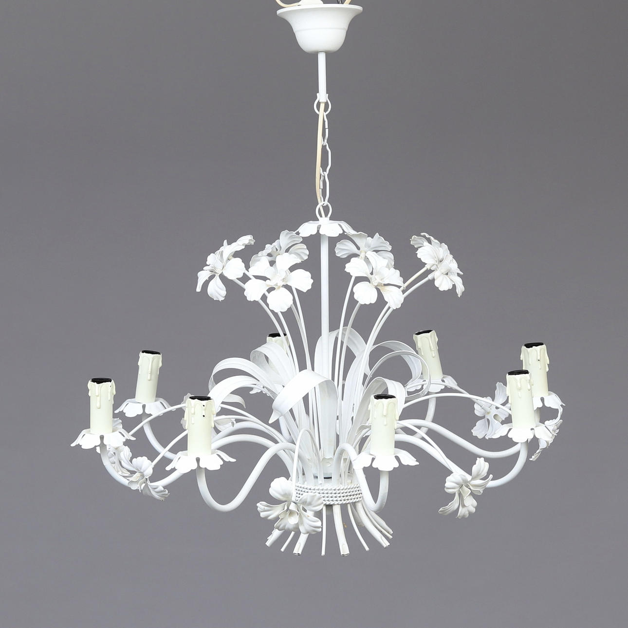 LOFTLAMPE, malet metal, indretning af blomster.