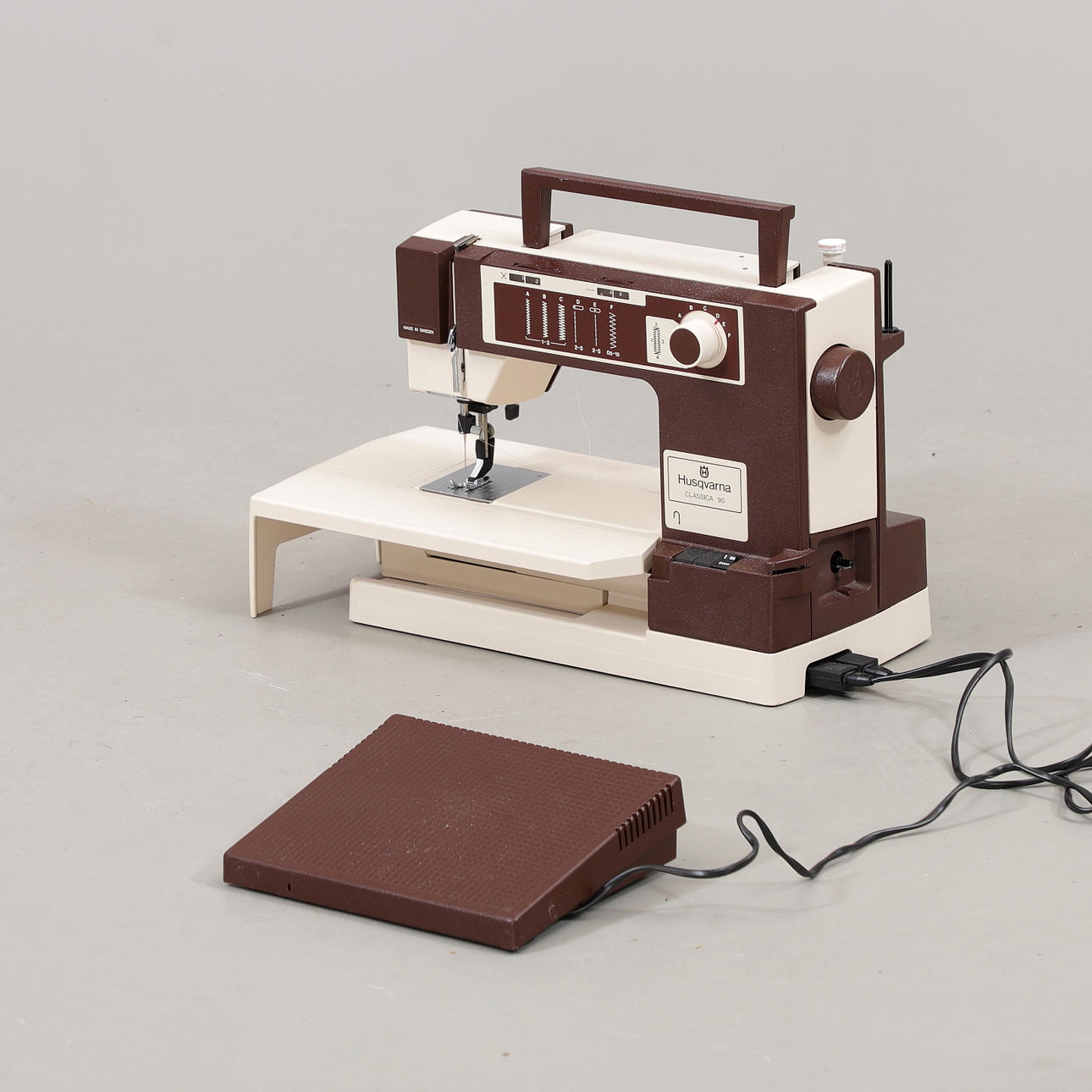 SYMASKIN, Husqvarna Classica 90.