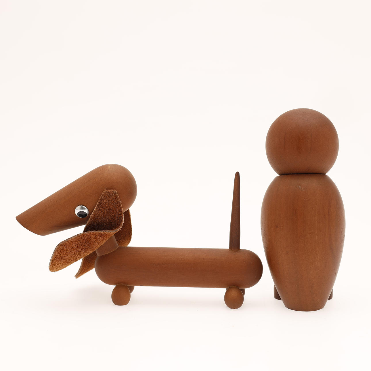 【激レア 1946年】瀬戸ノベルティ TAKAGI 犬とキジ 置物 SENSHUKAI. Two Japanese carved cherry wood animals from the series