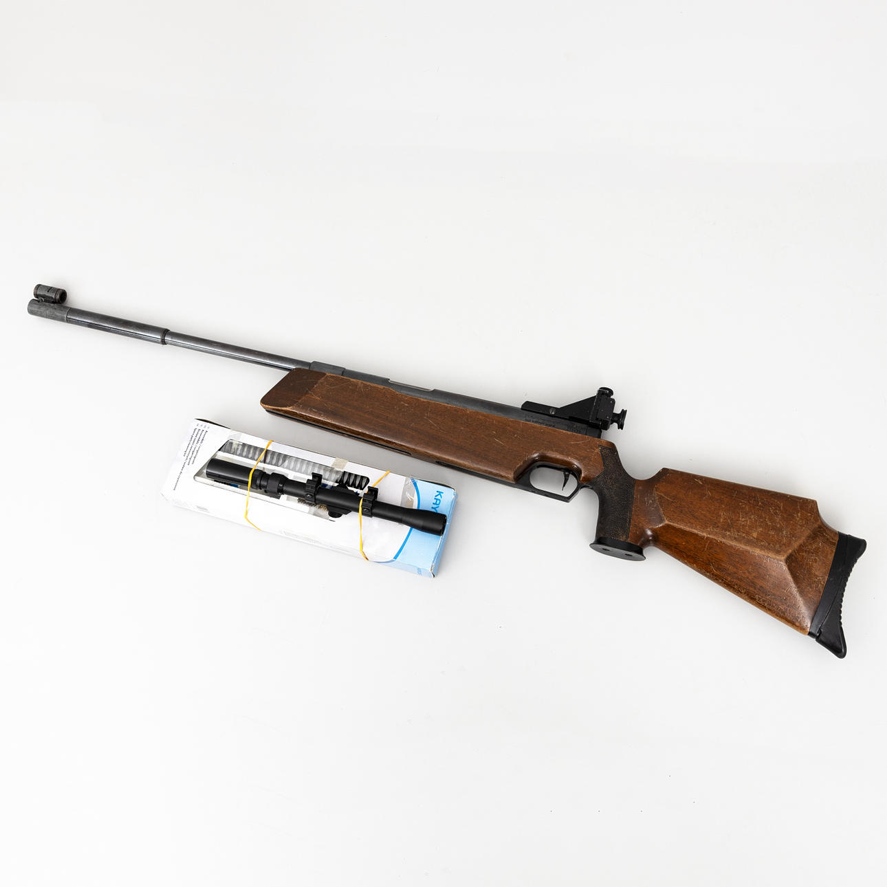 LUFTGEWEHR, Feinwerkbau 300S Kaliber 4,5 mm.