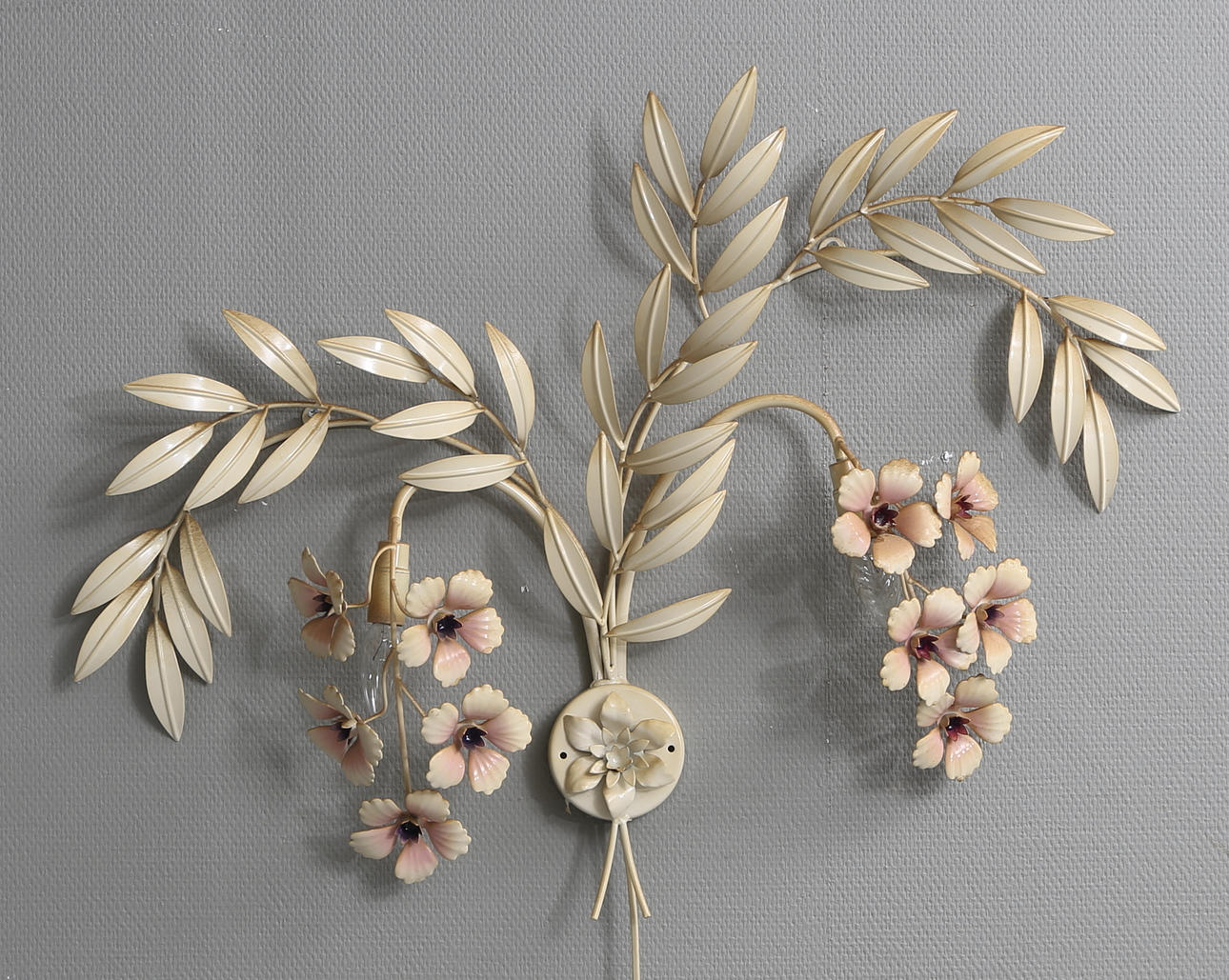 VÄGGLAMPA, Ledungs, 1900-talets andra hälft.