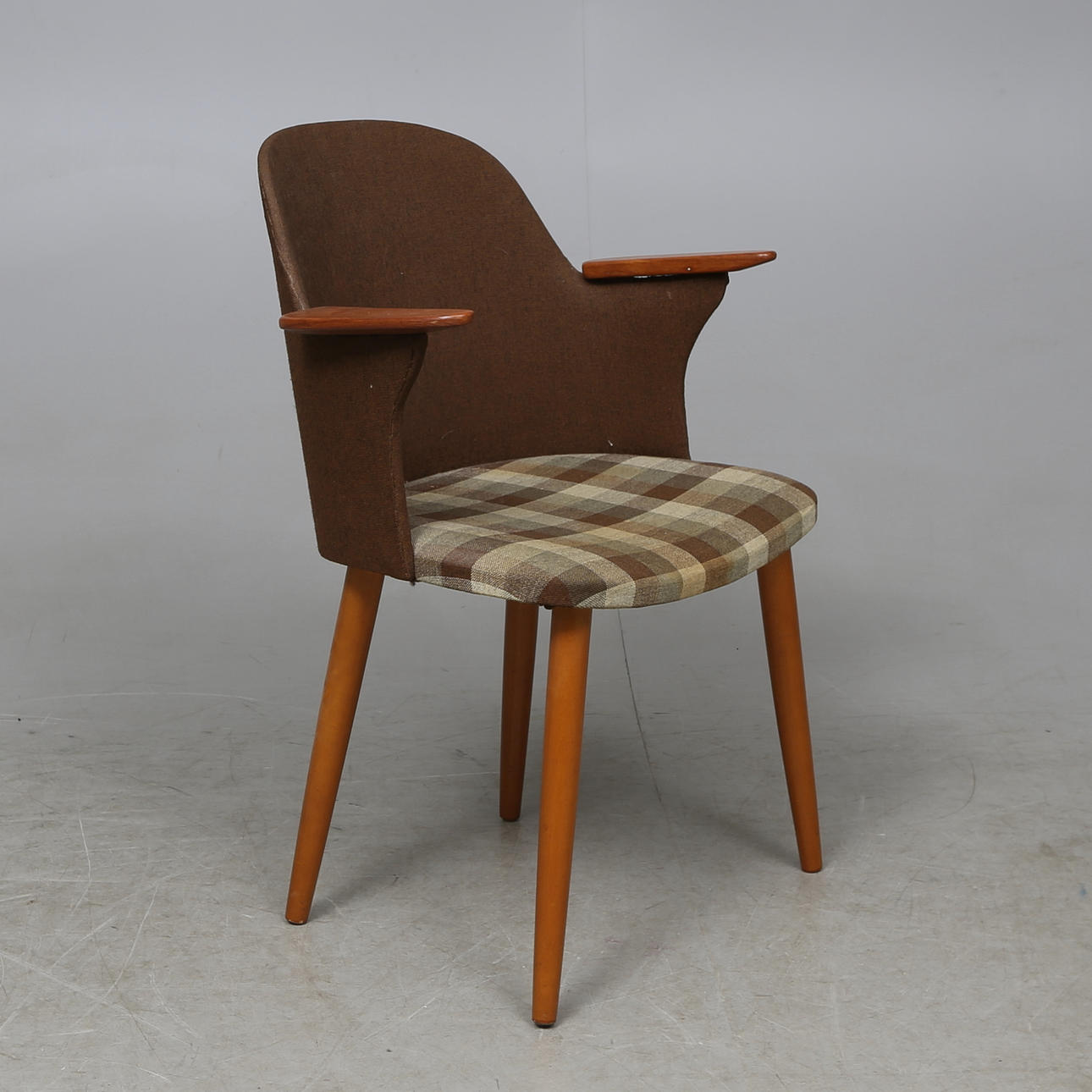 FÅTÖLJ, Sörlings fåtöljindustri, Skene.