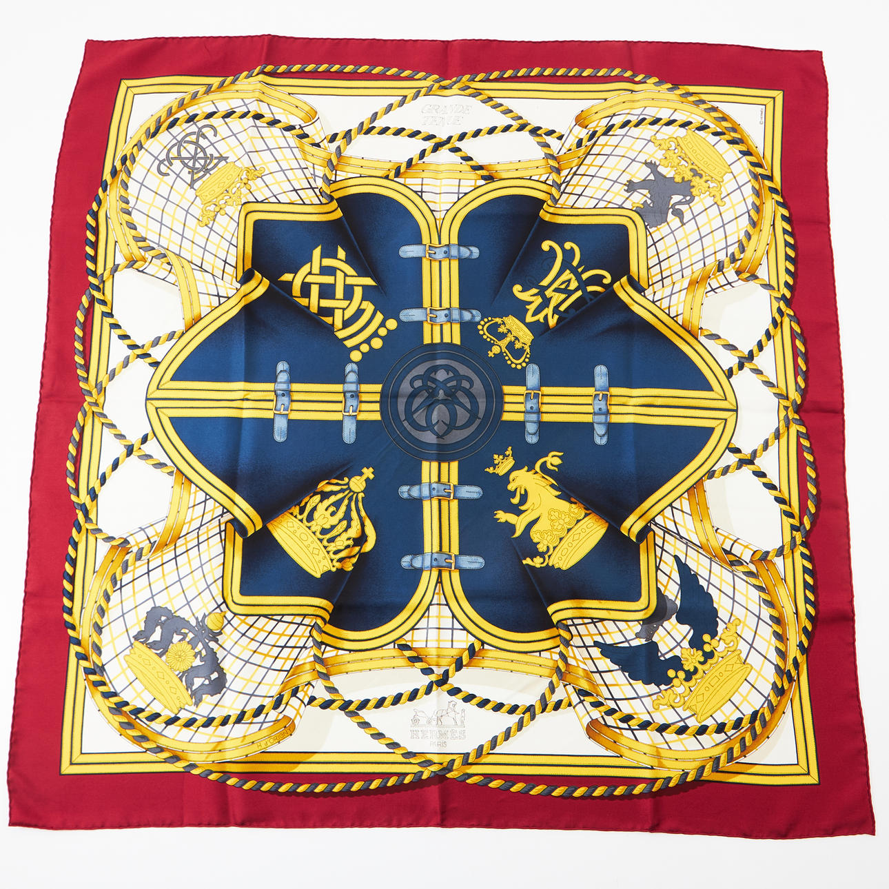 HERMÈS, bufanda, «Grande tenue».