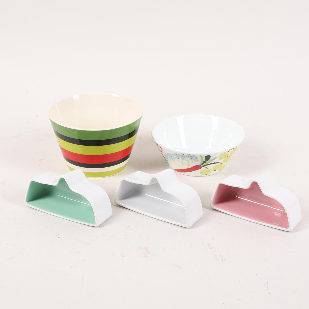 SKÅLAR, 18 st, porslin, Sagaform & Rörstrand.