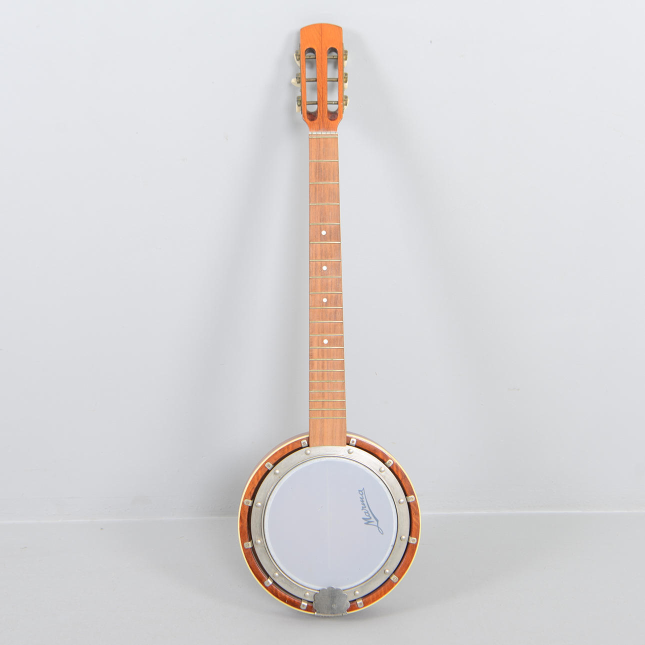 BANJO, Marma, 6 cuerdas.