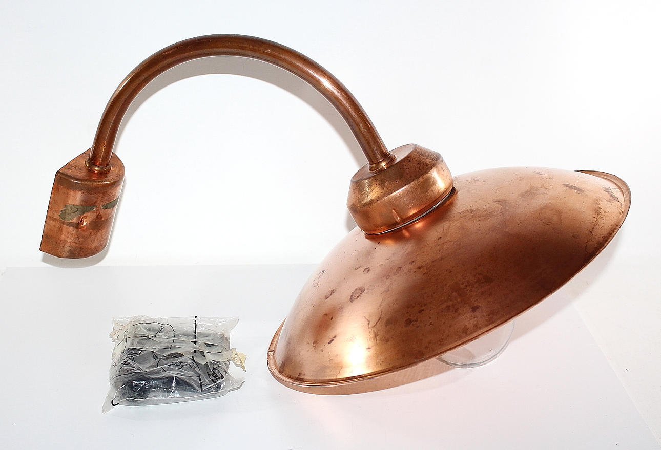 YTTERBELYSNING, "stallykta" koppar.