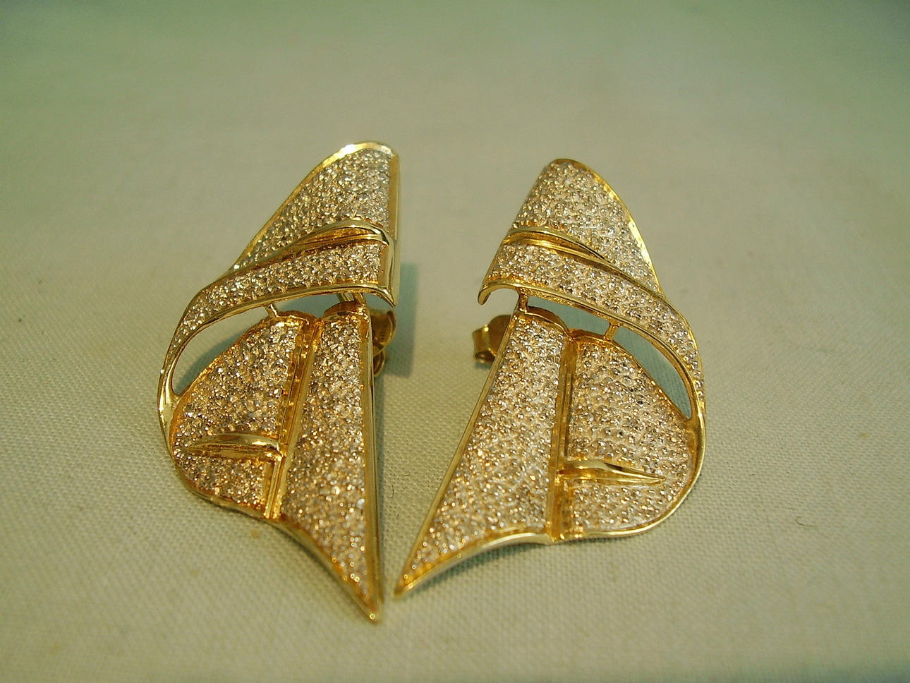 DIAMANT ÖRA DUBBAR. 585 gulddiamanter tillsammans 1.05 ct.