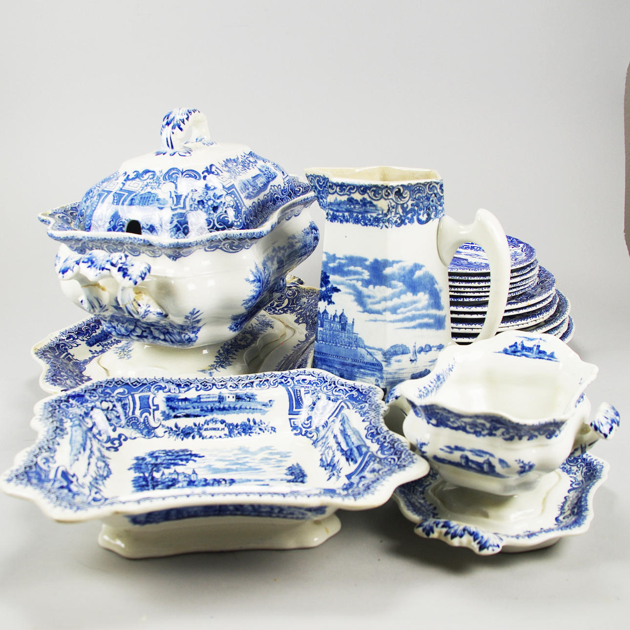 MATSERVISDELAR, "Svenska slott", Rörstrand.