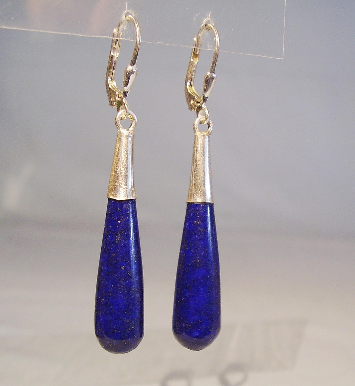 LAPIS LAZULI PENDELOQUES.