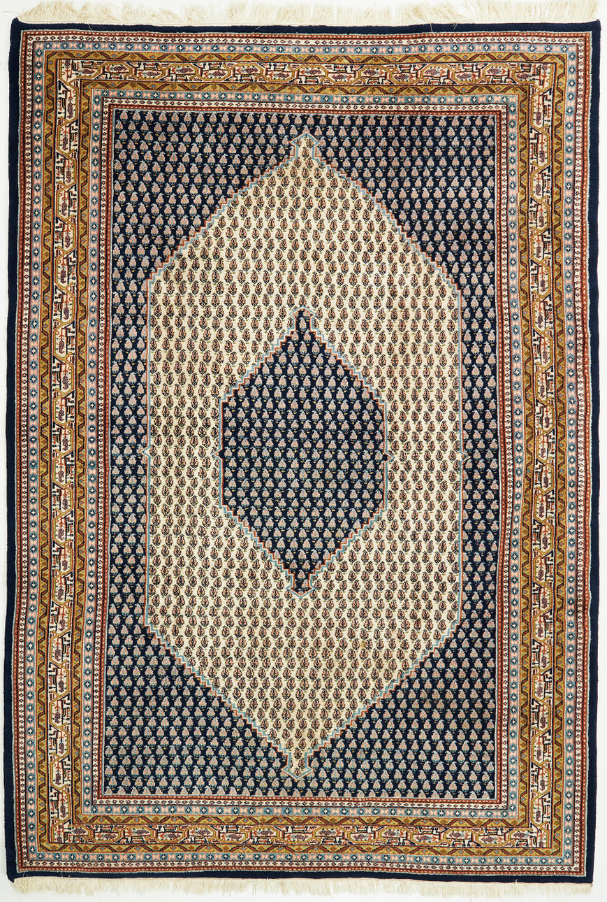CARPET, “Mir”, India, ca 201x296 cm.